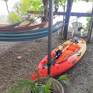  Appartement Plezi Location F3 Au Bord De Mer, Trois-ilets